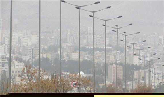 مناطق شرقی کرمان از فردا شاهد بادهای نسبتا شدید خواهد بود