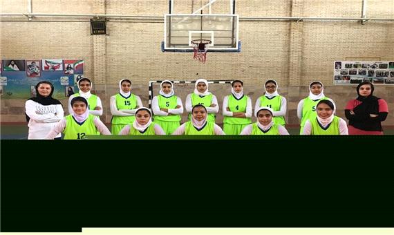 تلاش دختران بسکتبالیست کرمان برای صعود به هشت تیم برتر کشور