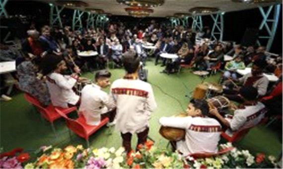 برگزاری آئین گشایش دومین جشنواره موسیقی کیش با نوای موسیقی جنوب