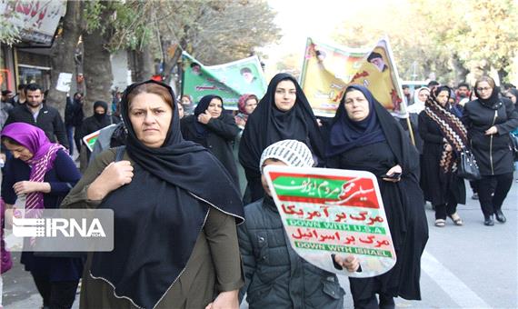 خروش انقلابی مردم کرمان در حمایت از جمعه‌های بازگشت