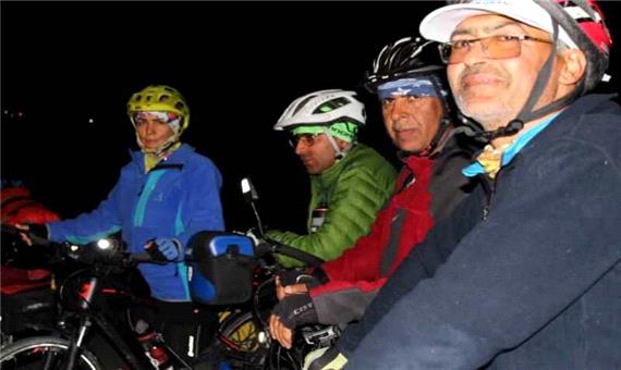 1100 کیلومتر رکاب‌زنی به یاد جانباختگان زلزله بم