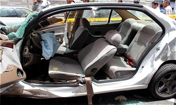 تصادف خودروی سواری با کامیون در جیرفت سه کشته برجا گذاشت