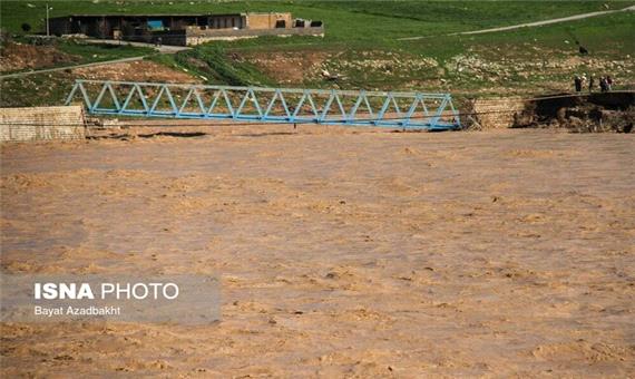 وصل شدن آب شهر قلعه‌گنج تا ظهر امروز/راه ارتباطی 39 روستای رودبار جنوب مسدود است