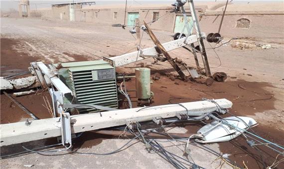 توفان 6 میلیارد به شبکه برق شهرستان انار خسارت وارد کرد