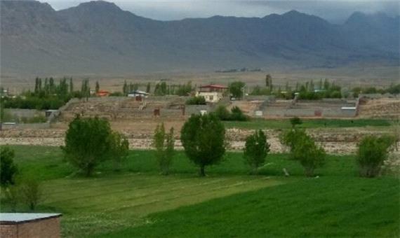 کوه فروشی در کرمان / زمین‌های کشاورزی تبدیل به ویلا می‌شوند