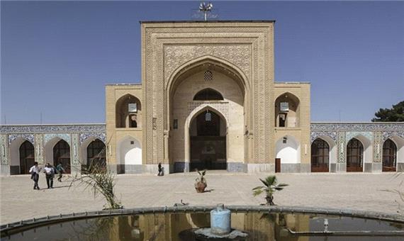 تزیینات ایوان مسجد امام کرمان مرمت می‌شود