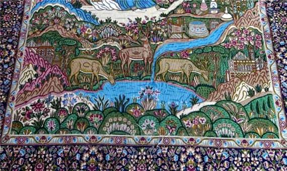 هنرمندان منوجانی برای نخستین‌ بار فرش ابریشمی بافتند