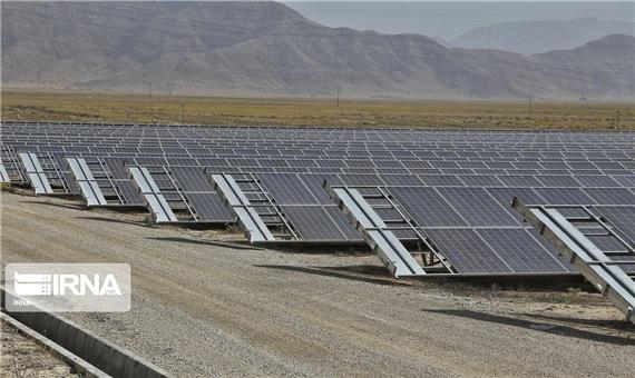 25مگاوات نیروگاه خورشیدی در سال جهش تولید وارد مدار کرمان می‌شود