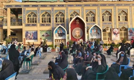 جشن تکلیف سیاسی رأی اولی‌های کرمان در جوار مزار سردار دل‌ها