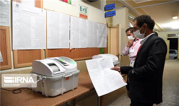 فرماندار جیرفت : خرابی دستگاه های تشخیص هویت انتخابات صحت ندارد
