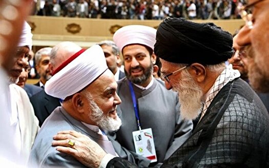 وحدت از نظر تا عمل