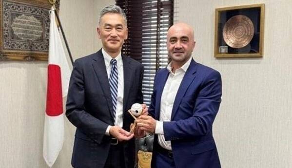 دیدار رئیس انجمن بیس‌بال و سافت‌بال ایران با سفیر ژاپن