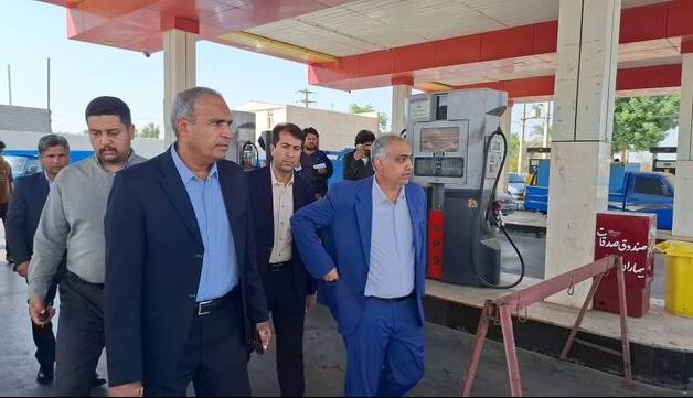 بازداشت ۲ جایگاه‌دار متخلف در عنبرآباد؛ ۲۹ بار سوخت‌گیری یک خودرو در یک روز