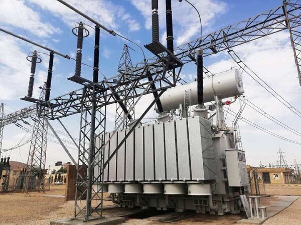 رئیس کارگروه انرژی: به‌زودی برق شهرک‌های صنعتی قطع می‌شود