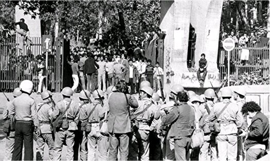 بازخوانی رویداد ۱۶ آذر ۱۳۳۲؛ زمینه‌ها و پیامد‌ها