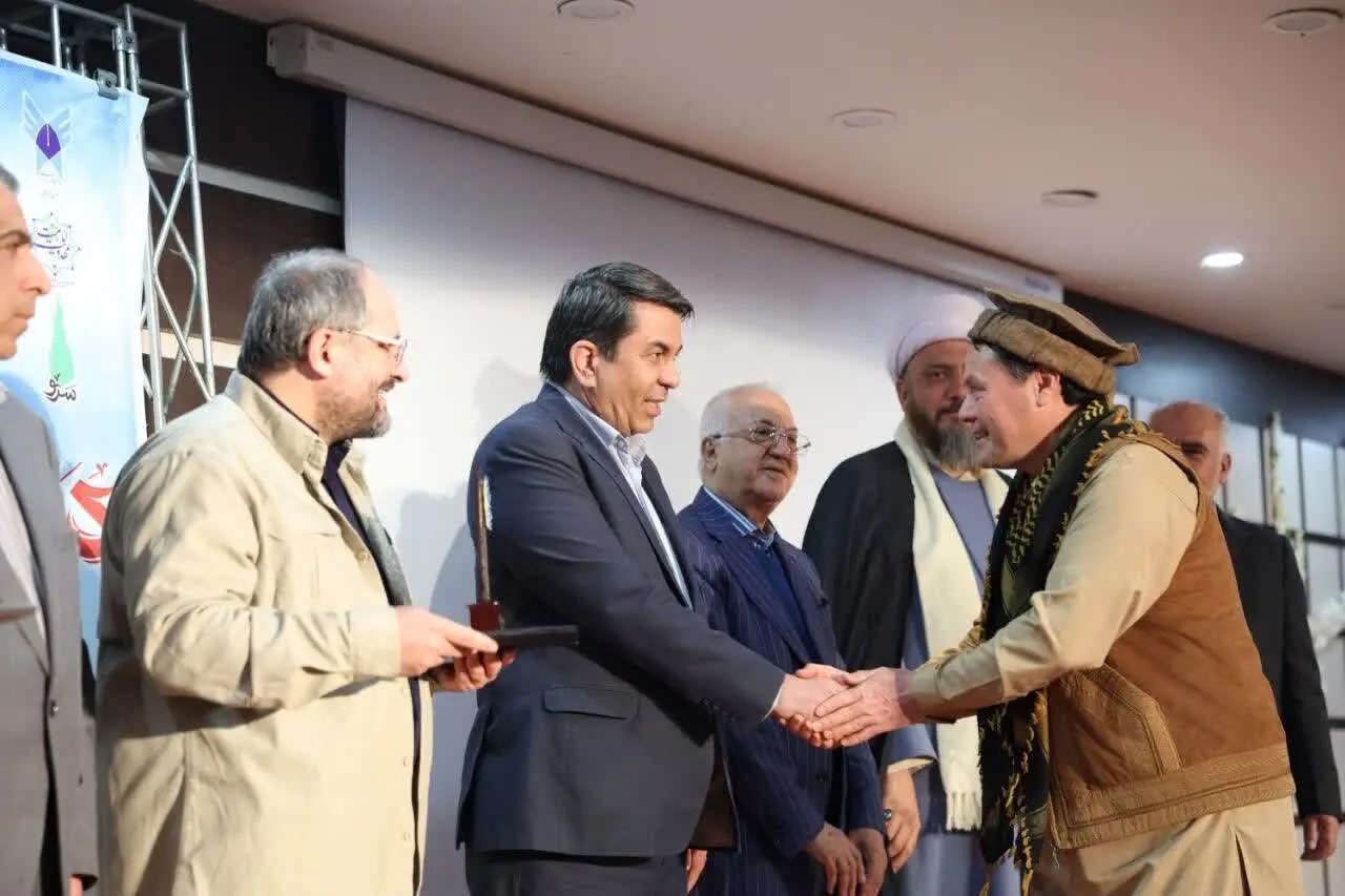 هویت فرهنگی کرمان، متاثر از راه شهیدان بلندآوازه این سرزمین است