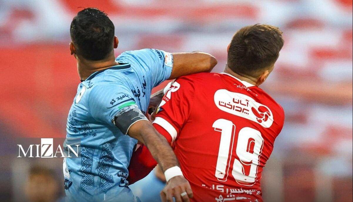 دهنوی: زمین‌های بی‌کیفیت بلای جان پرسپولیس شده‌اند