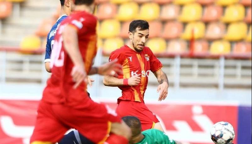 کامبک فولاد، فرصت صدرنشینی را از گل‌گهر گرفت