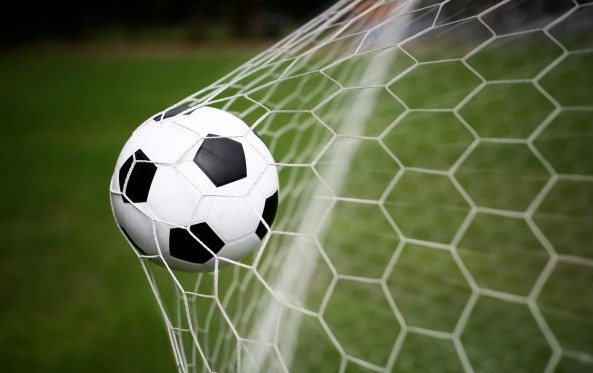 گل اول منچستریونایتد به وستهم توسط ششکو