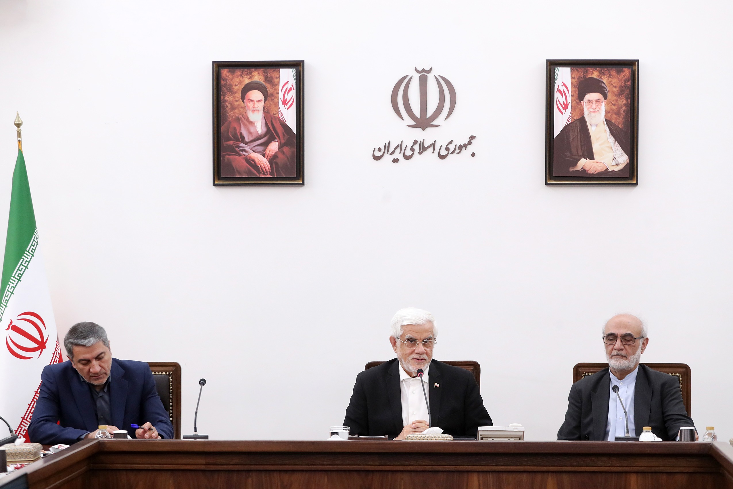 تأکید عارف بر تقویت تقسیم‌ کار ملی برای معیشت مردم