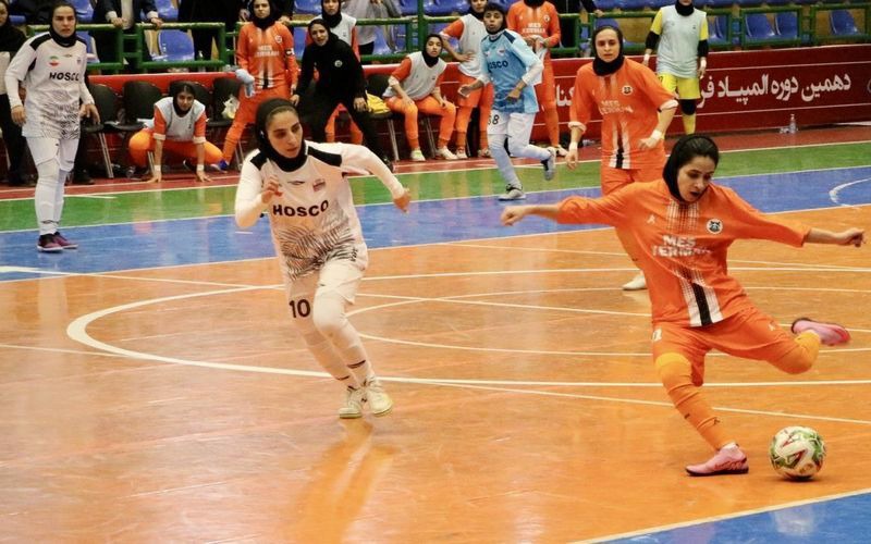 باخت مس کرمان برابر فولاد هرمزگان درلیگ برتر فوتسال بانوان