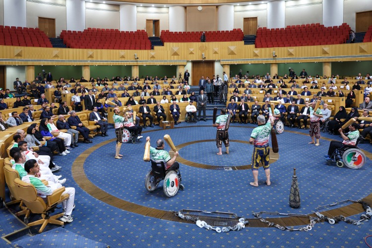 پزشکیان: دولت با تمام توان بستر رشد قهرمانان را فراهم می‌کند