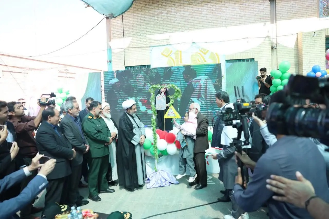 آیین نواختن زنگ مهر و آغاز سال تحصیلی ۱۴۰۶-۱۴۰۵