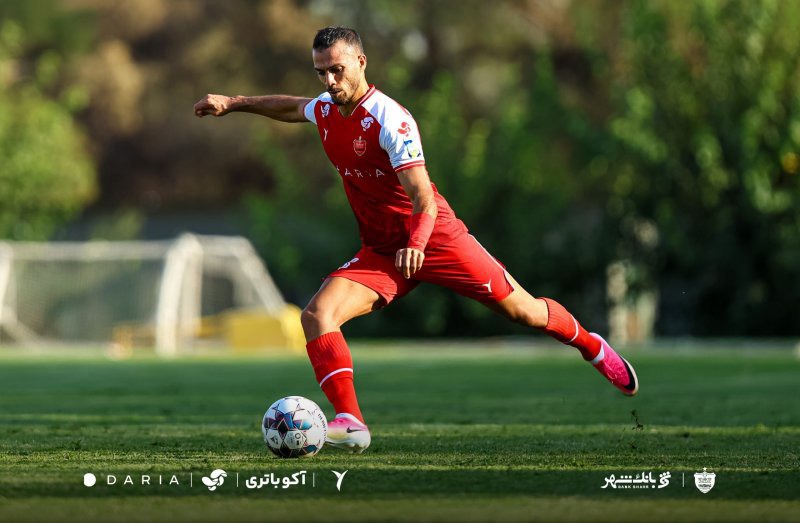 سلفی خاص جلالی با هوادار پرسپولیس