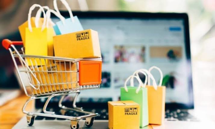 هشدار پلیس درباره افزایش لحظه‌ای قیمت کالاها در پلتفرم‌های فروش اینترنتی