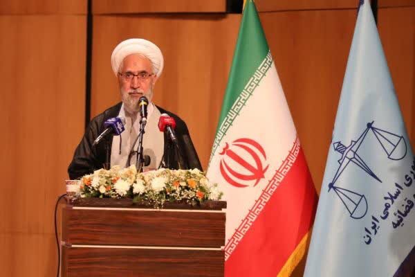دادستان کشور: رئیس‌دادگستری نباید برای افراد قدرتمند«چراغ سبز»روشن کند